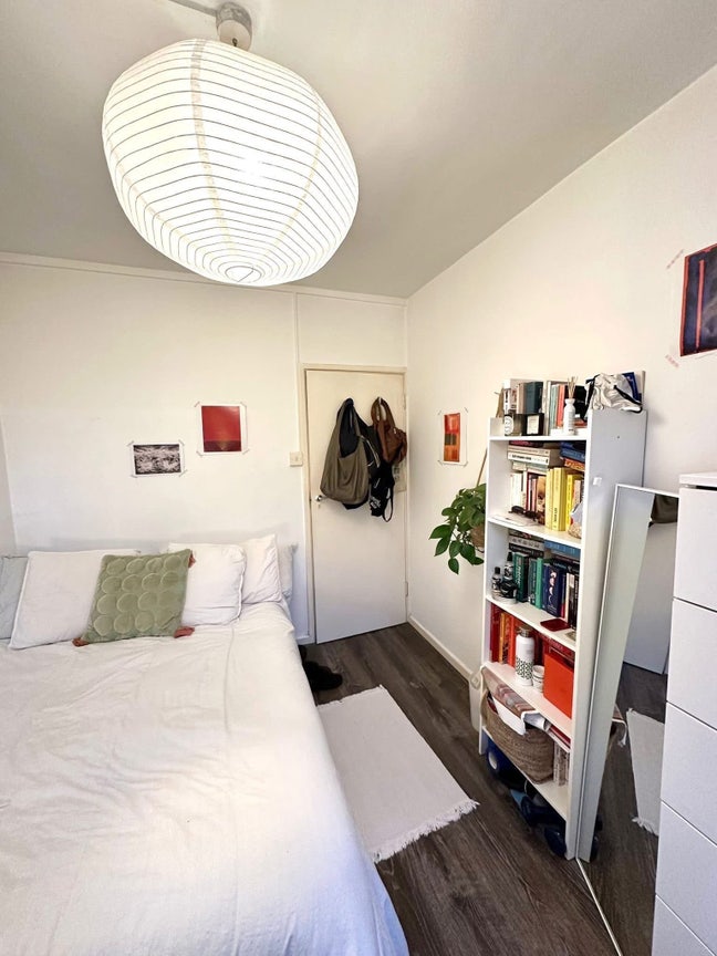 Bright room available in Stoke Newington Main Photo