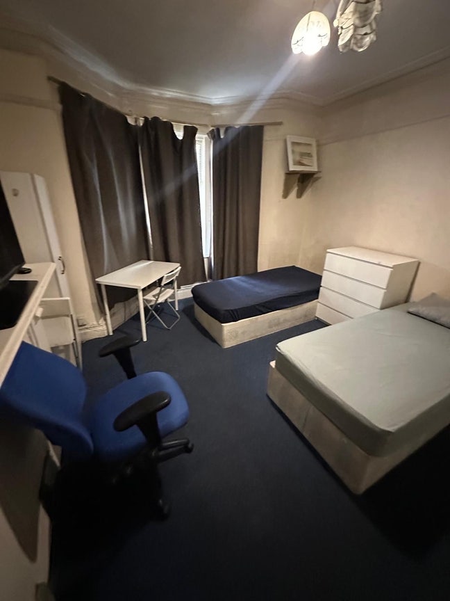 🛏️ Double Room to Let- Willesden Green  Main Photo
