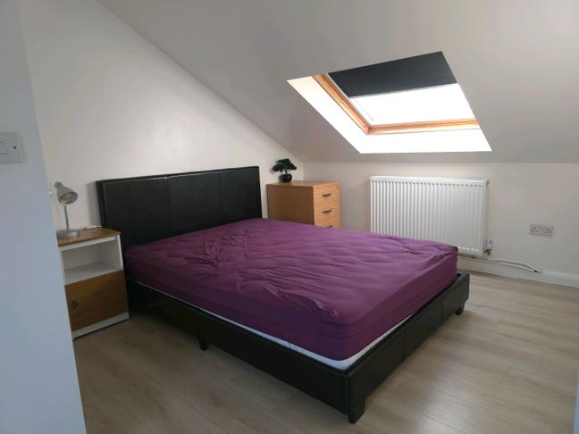 Room for rent  Main Photo