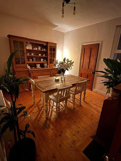 Double Room in Girls House-share Altrincham/Hale  Main Photo