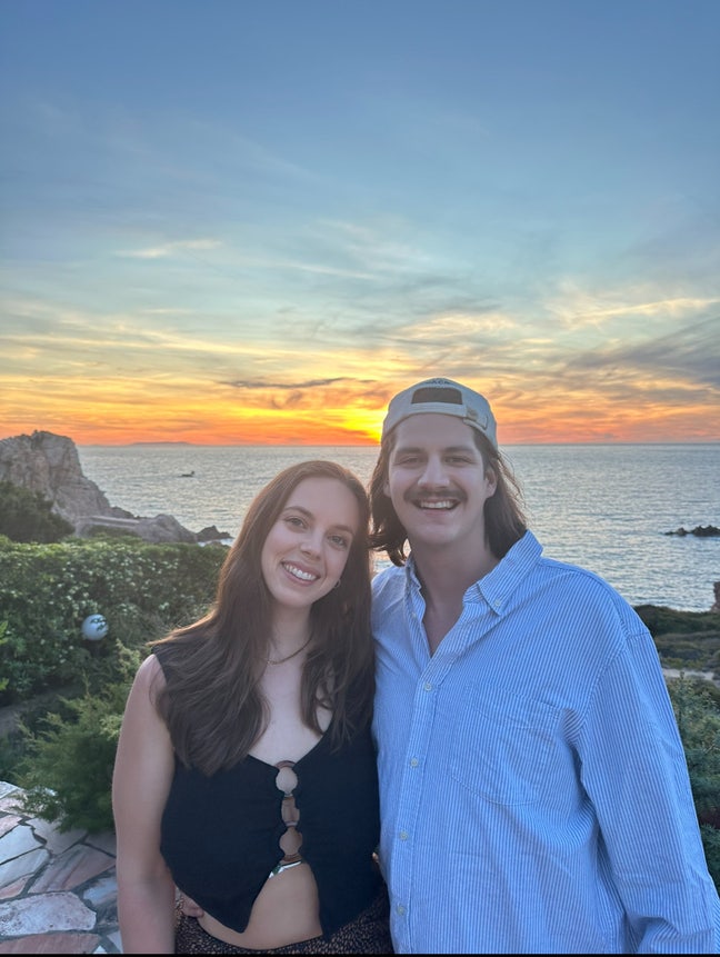Friendly and social couple looking for houseshare! Main Photo