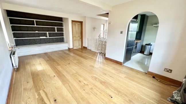 Room to rent in the middle of town Main Photo