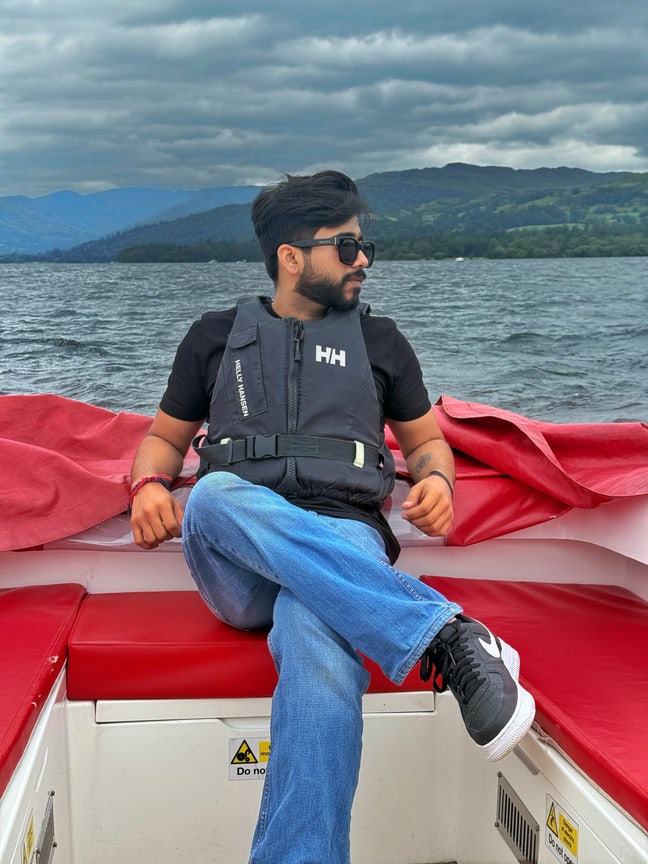 Loooking for a room in house or flat  Main Photo