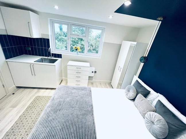 🏡 Studio with Private Kitchen - Greenford Main Photo