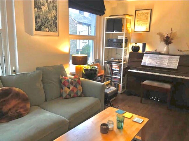 Bright and homely 2 bed maisonette  Main Photo
