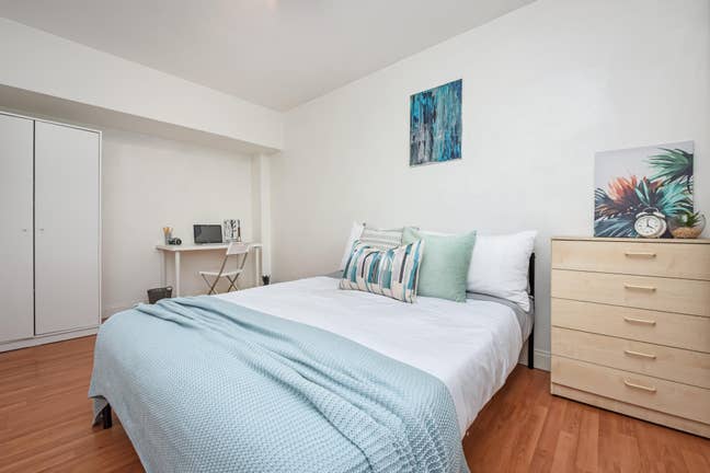 EXTRA CLASS Double Room in a Stylish Flat Main Photo