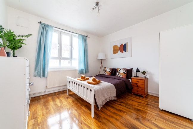 ⏬💸Price Drop - Couples Room in Hammersmith Main Photo