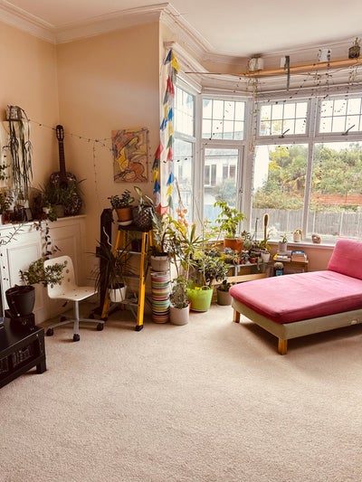 Small single room, lovely & clean house & mates Main Photo