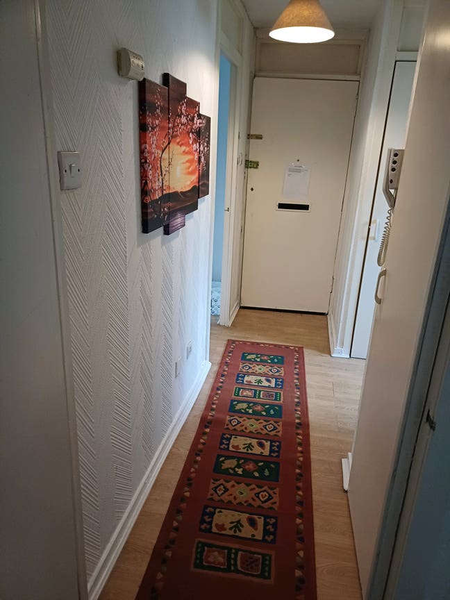1 bed flat Main Photo