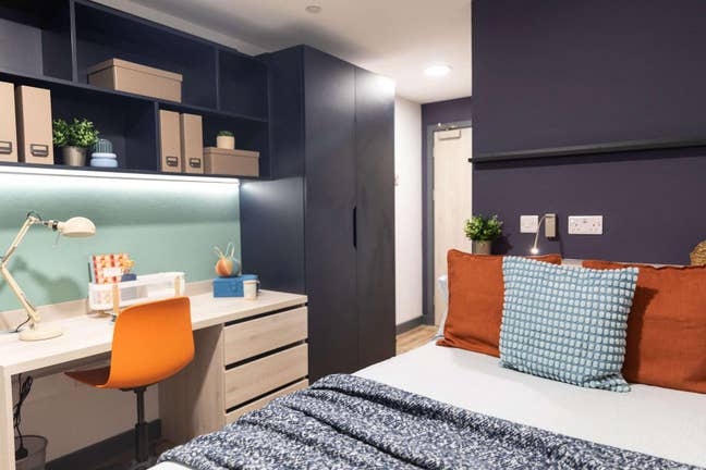 En-suite Room Available – Tribeka Student Accommod Main Photo