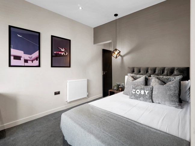 Amazing Ensuite Room in Oundle Road - PE2 🌸 Main Photo