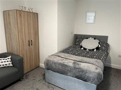 Luxury Studio Available for 2025/26 academic year! Main Photo