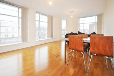 A beautiful two bedroom apartment in N7 Main Photo