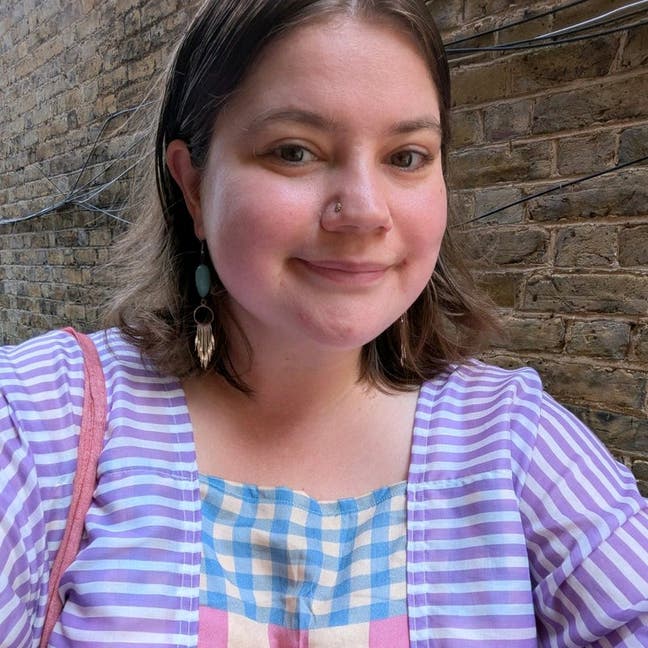 Creative looking for cosy room/friendly flatmates Main Photo