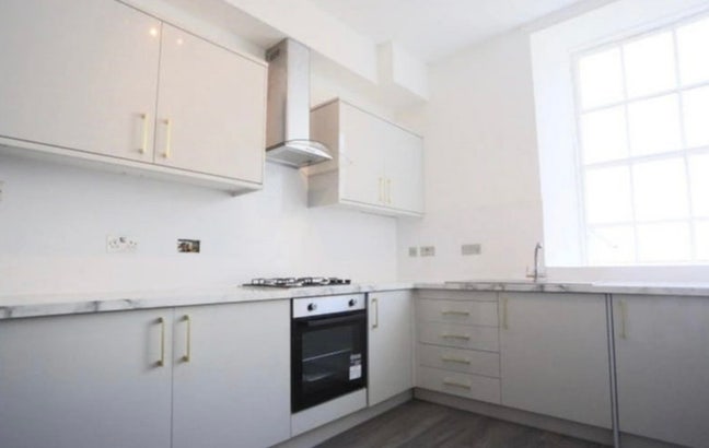 2 Rooms Left!!! Luxury London Rooms-Ridgefeild Rd Main Photo