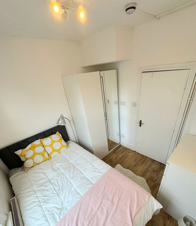✨ Bright Single Room Beautiful House ✨ Main Photo