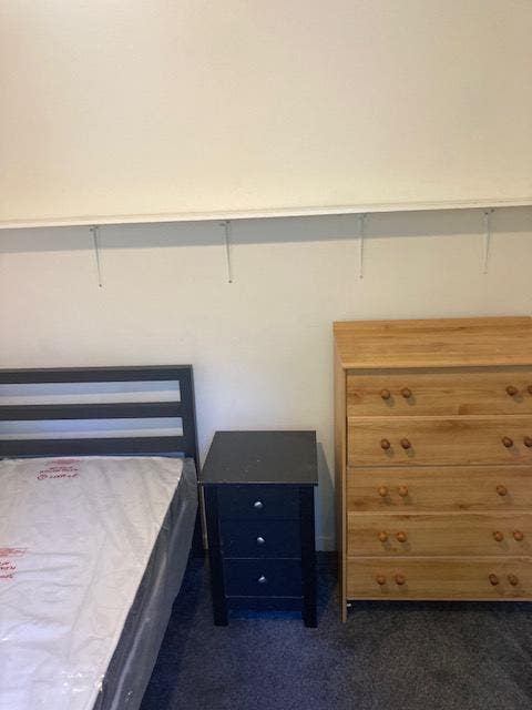 🏡 Spacious Single Room Main Photo