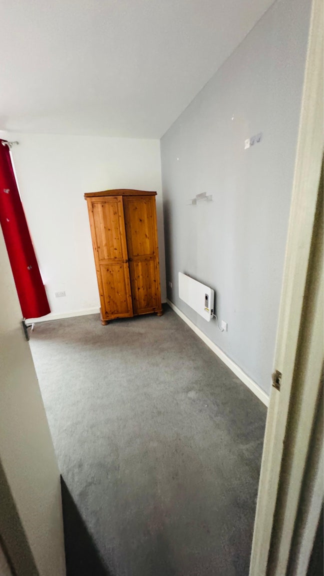Big double room for rent Main Photo