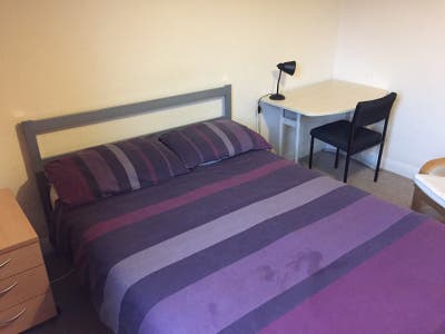 Bright Double Room Overlooking Garden Main Photo