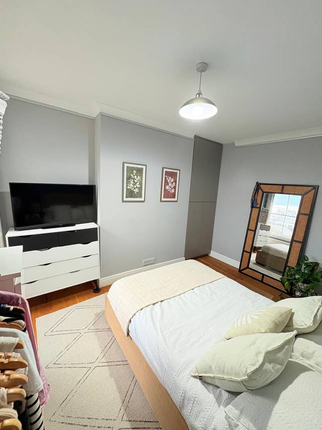 Bright & Spacious Double Room with own Bathroom Main Photo