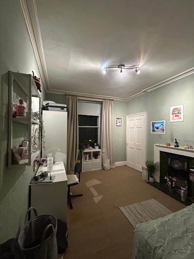 Two rooms available in Newington! Main Photo