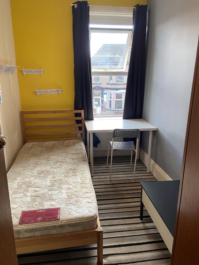Single Room £100 a Week, Low Deposit Main Photo