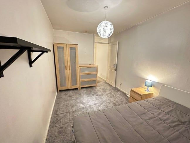 Large, furnished double room in Bermondsey Main Photo