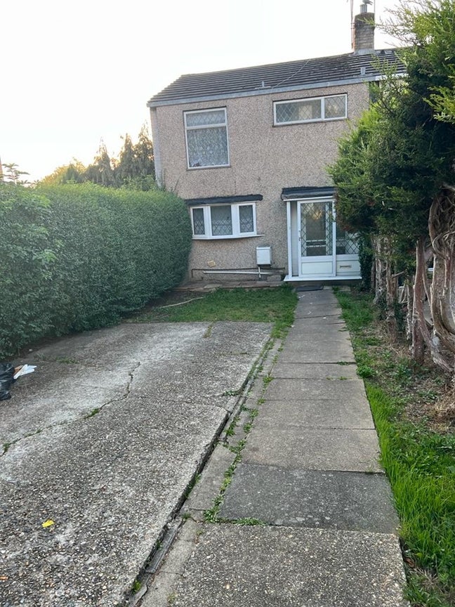 5 Bed House, Deerswood Av. HATFIELD AL10 Main Photo
