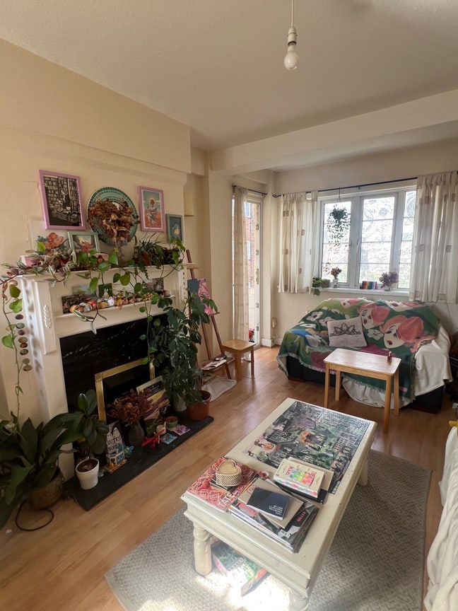  Cosy Small Double Room in Chiswick Village Main Photo