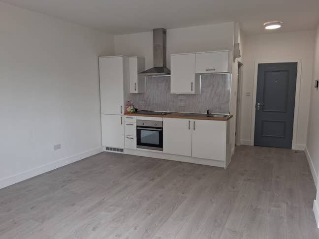 1 Unfurnished Studio Apartment in Southport!  Main Photo