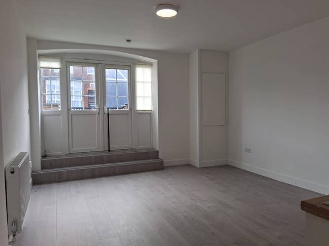 1 Unfurnished Studio Apartment in Southport!  Main Photo