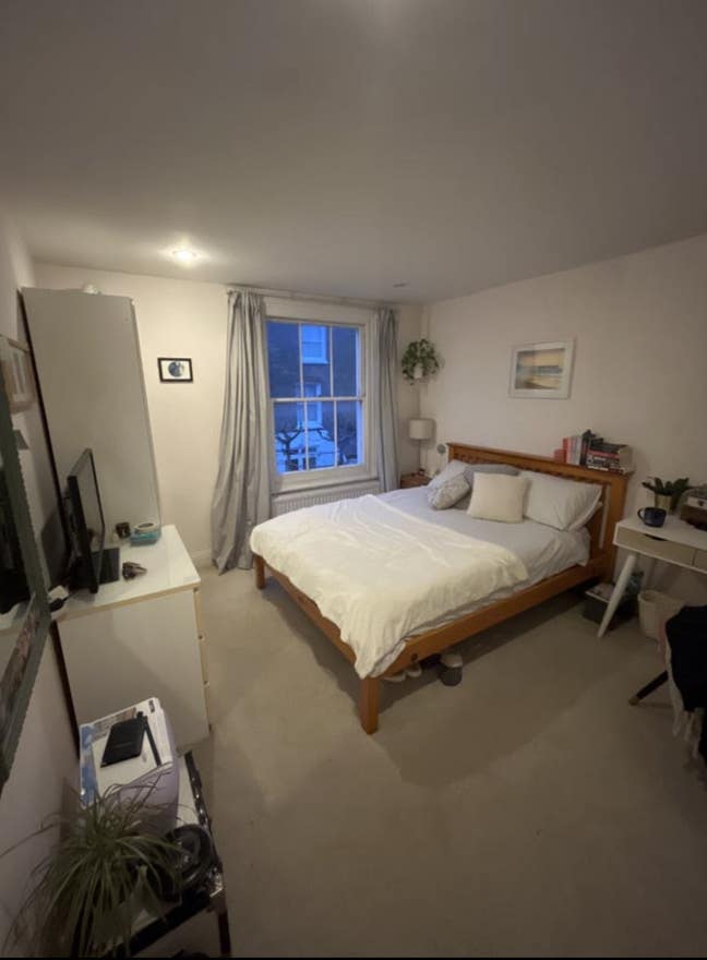 Double Room Available in Clapham – £800pcm Main Photo
