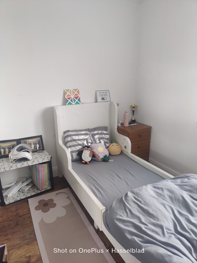 Room to rent available  Main Photo