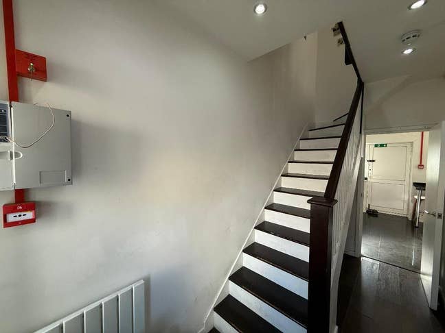 5 Bedroom House  Main Photo
