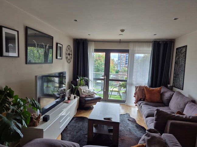 Double Room Available in 2-Bed City Centre  Main Photo