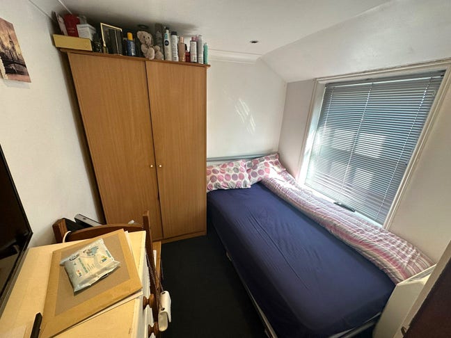 1 bed flat - Ocean Village - Water rates INC Main Photo