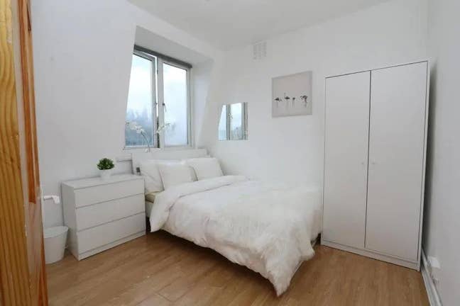 3 Double Bedroom & 2 Single Room Flat in Shadwell  Main Photo