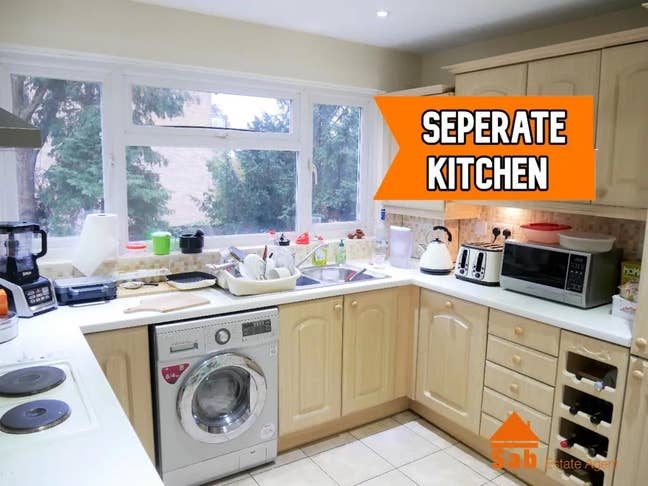 Spacious Two Bedroom Split Level Maisonette in TW7 Main Photo