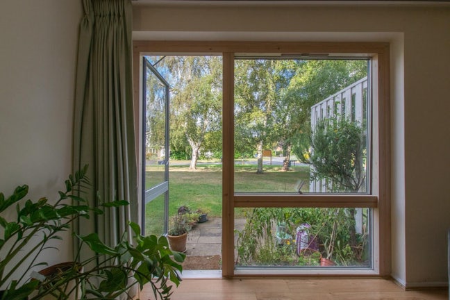 Bright Flat with Patio in Newnham Area Main Photo