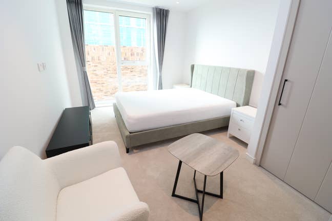 10 Min from Elizabeth Line-Southall Rooms Main Photo