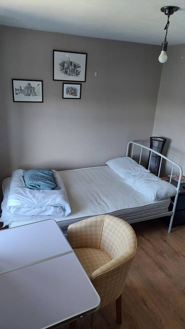 Double room on Meadowcroft  Main Photo