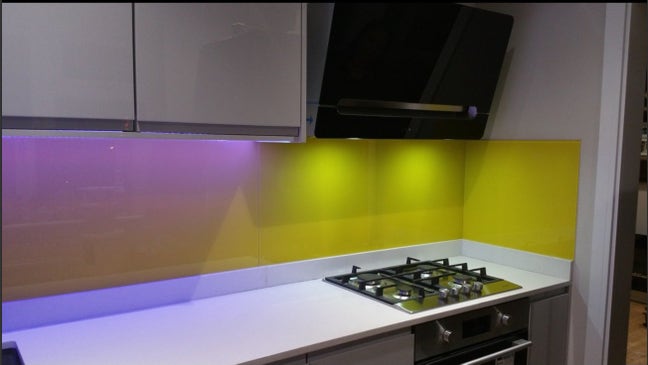 Luxury-Renovated 2 Double  Bedroom Furnished Flat  Main Photo