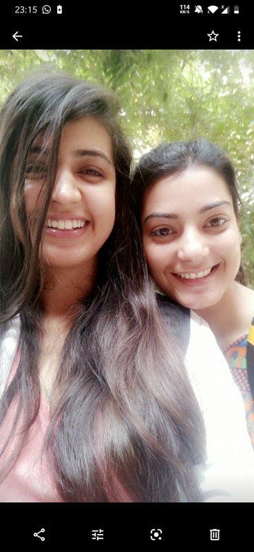 Professional Female seeks a single or double room Main Photo