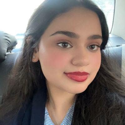 Student Female seeks a single or double room Main Photo