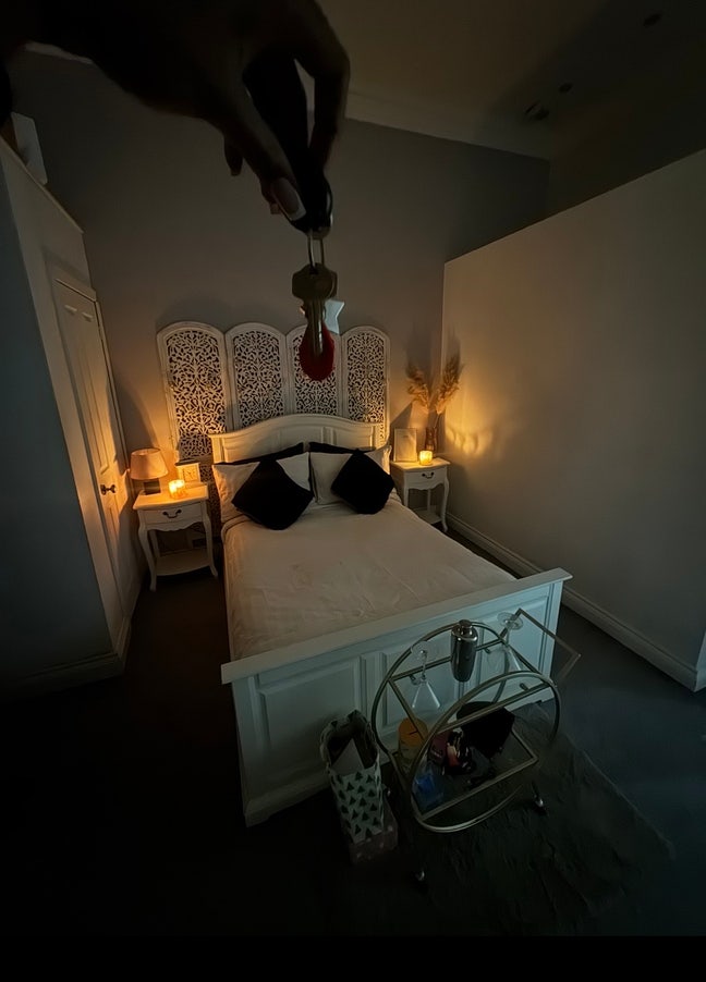 West end student flatmate required (CT exemption)  Main Photo