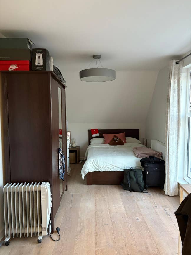 Double room with en-suite in gorgeous maisonette  Main Photo
