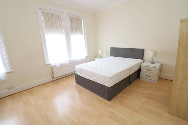 🚉15 Mins from Bond Street!!- 3 Rooms Available!🌟 Main Photo