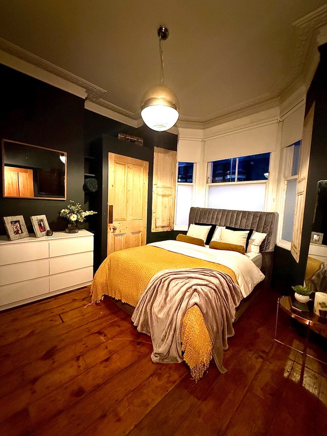 Double room in Clapham garden flat  Main Photo
