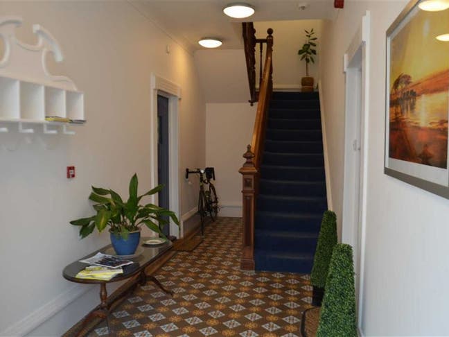 Luxury One Bedroom Apartment in Sketty, Swansea Main Photo