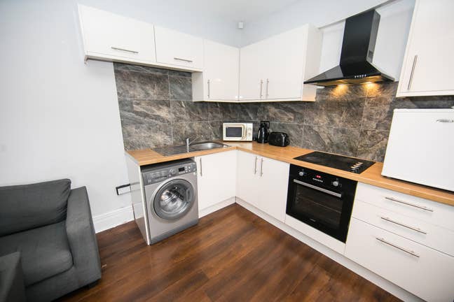 Ensuite double in Cental Headingley Main Photo